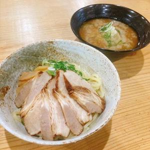 濃厚魚介とんこつ 背脂 つけ麺 チャーシュー盛り【魚粉】