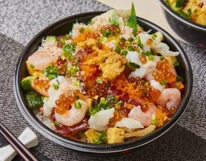 魚丼 海賊丼
