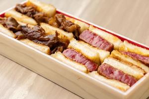 肉サンド