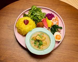 大山鶏のネパールカレー