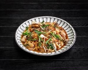 ホルモンうどん Offal Udon