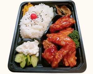 ピリ辛ソースからあげ弁当(大盛り)Spicy Sauce Karaage Bento (Large)