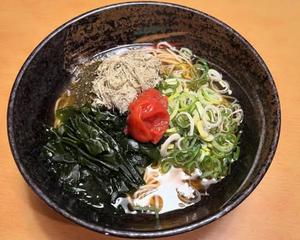 梅わかめ昆布とろろそば