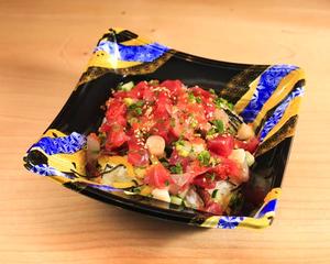 生本まぐろ入り海鮮ばらチラシ Raw Bluefin Tuna Chopped Seafood Chirashi