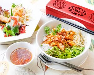サイゴンセット 揚げ春巻きのせビーフン Dinner Set Vermicelli ＆ Fried Spring Roll
