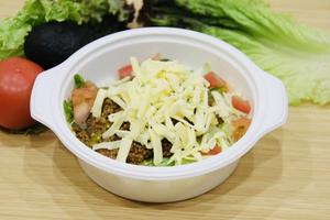 たっぷりチーズタコライス cheese taco rice