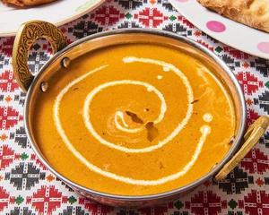 バターチキンカレーbutter chicken curry  ナン1枚付き