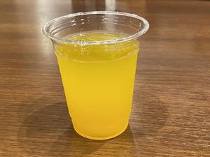 ステーキハウス テキサス オレンジジュース