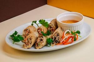 揚げ春巻き(2本)FRIED SPRING ROLL