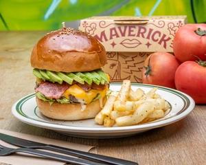 アボカドベーコンチーズバーガー Avocado Bacon Cheeseburger