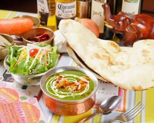 チキンサグ Chicken Saag