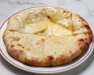 チーズナン/Cheese Naan
