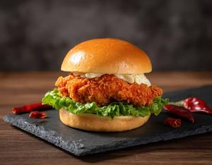 やみつきスパイシービーストバーガー(Addictive Spicy Beast Burger)