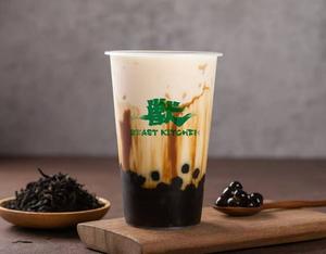 黒糖ウーロンタピオカミルクティー(Mサイズ) -Brown Sugar Oolong Pearl Milk Tea