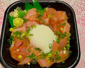 丼丸 まぐろユッケ丼