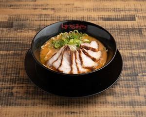 【贅沢赤みそ】逸品チャーシューラーメン
