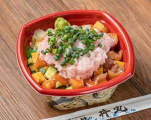 丼丸 【人気No.2】バラネギトロ丼