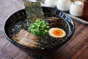黒博多ラーメン