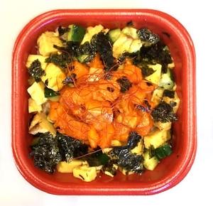 丼丸 韓国風バラサーモン丼