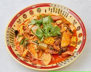 【汁なし牛肉マーラーメン】牛肉麻辣拌,麺付