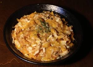 豚バラニンニクボロネーゼ丼