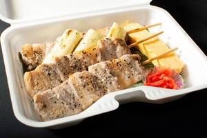 焼鳥弁当 塩