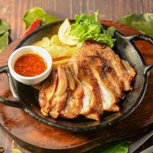 ガイヤーン ～イサーン風鶏もも肉の炙り焼き～Gai Yaang
