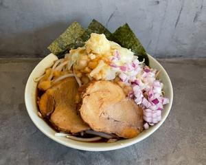 クスクスラーメンカツオブラック