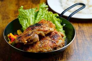 【人気No.1】Wスパイスハーブチキンステーキ弁当 Double Spiced Herb Chicken Steak Box