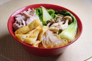 【人気No.1】 定番具材の麻辣湯 (典款麻辣) Malatang with Classic Toppings