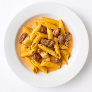牛肉濃厚クリームパスタ