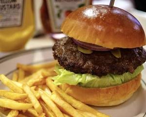 バルディーバーガー Baldy Burger