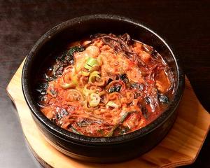 ユッケジャンスープ(ライス付き) Spicy Beef Soup (Comes with Rice)