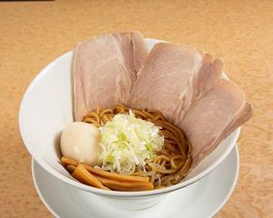 オレンジ 油そば