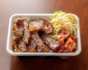 国産黒毛和牛の上ロース丼