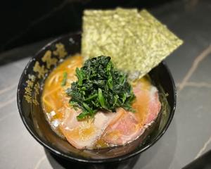 ほうれん草 ラーメン (並)