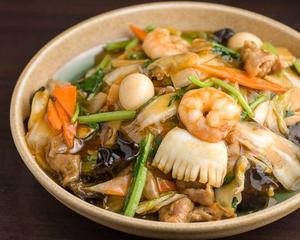 五目焼きそば Five Ingredient Fried Noodles