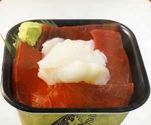 丼丸 まぐろイカ丼