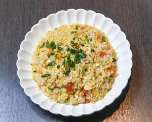 香ばしガーリックチャーハン(Fragrant Garlic Fried Rice)