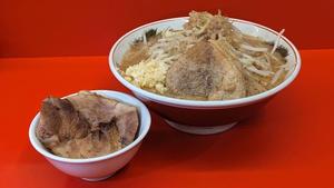 ミニ豚マシラーメン(麺125g)