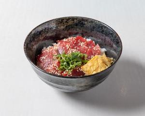 本マグロ丼
