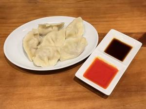 安手工水/ゆで餃子