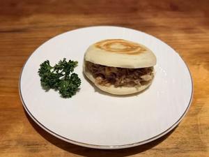 安肉/焼きバーガー