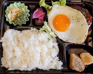 目玉焼きハンバーグ