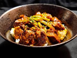 中落ちカルビ丼