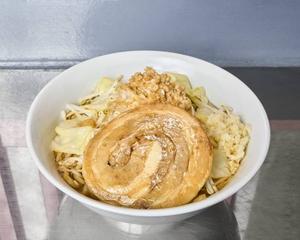 G系 小ラーメン豚一枚 麺150g