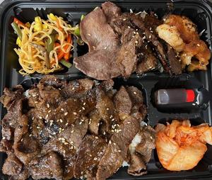 牛ヶ梅弁当 Ushigaume Bento Box