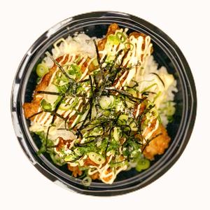 ネギマヨ唐揚げ丼