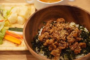 甘から焼き肉丼
