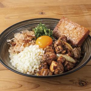 肉まぜうどん